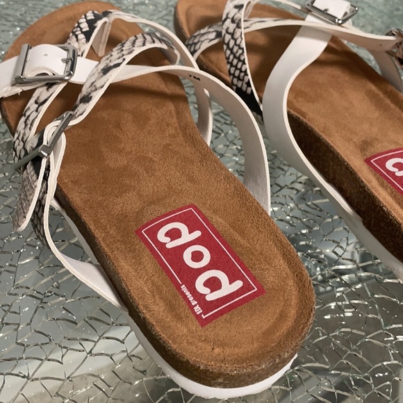 Strap Sandals - Brand New - Picture 3 of 6